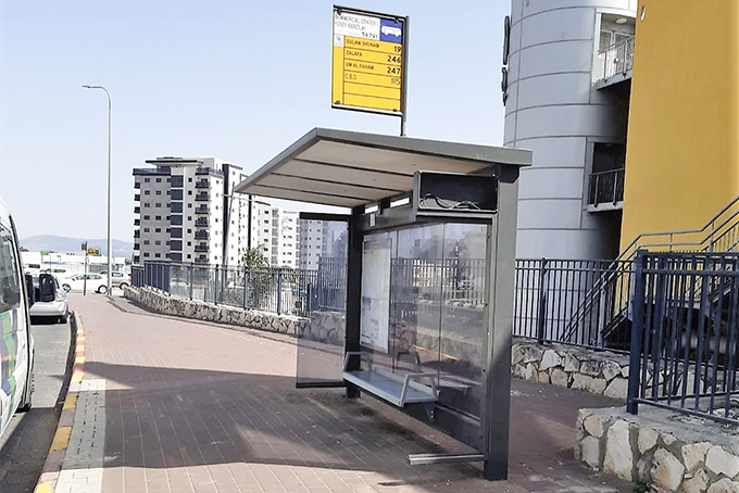 לקראת הקיץ: הוצבו עשרות תחנות אוטובוס חדשות ומוצלות בעפולה